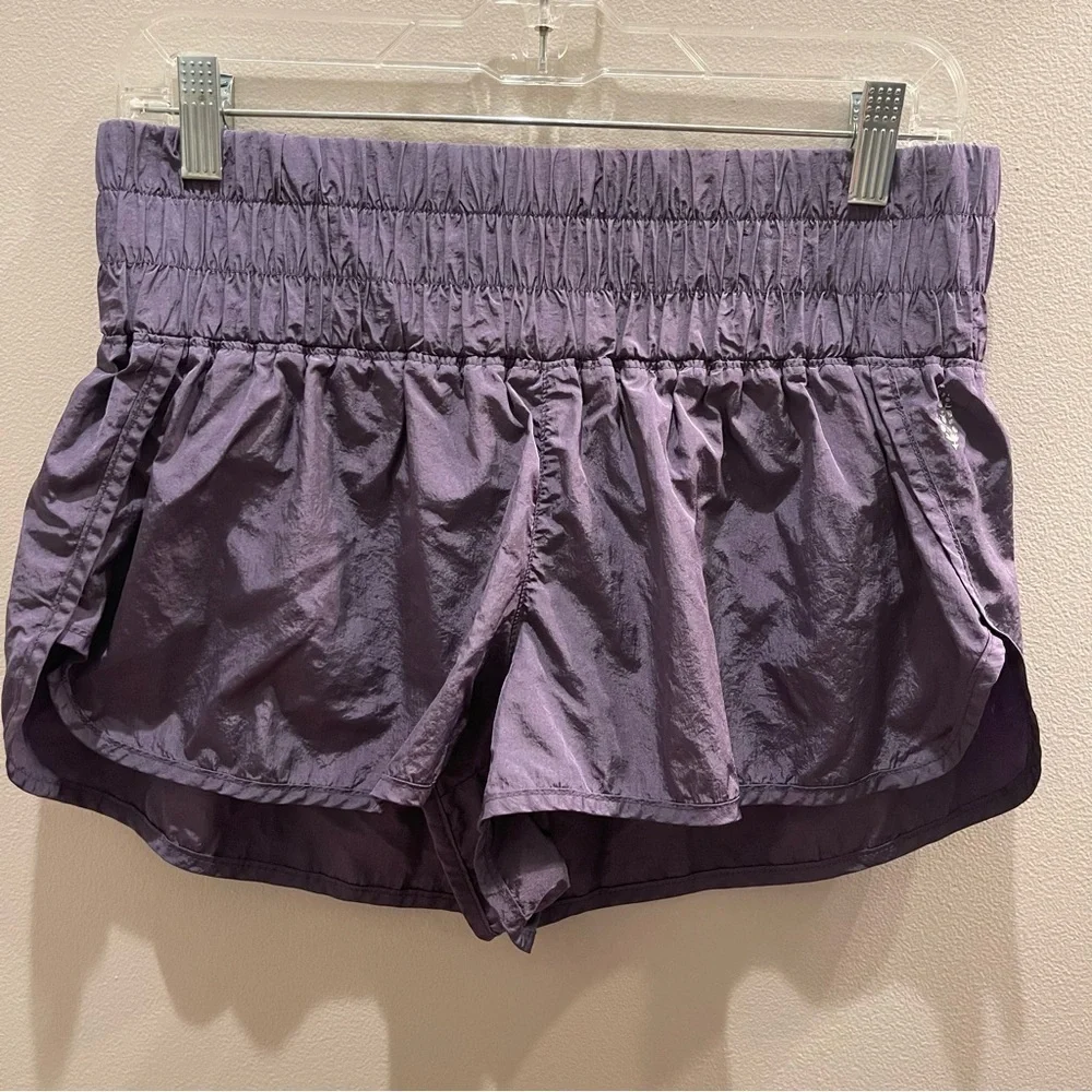 FREE PEOPLE MOVEMENT Purple The Way Home Shorts Womens Medium Lining